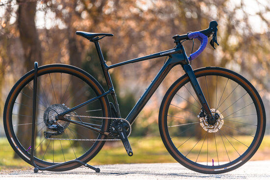 Cannondale Topstone 3 (S) full karbon gravel kerékpár 