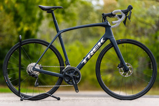 Trek Domane SL5 (58) full karbon országúti kerékpár 