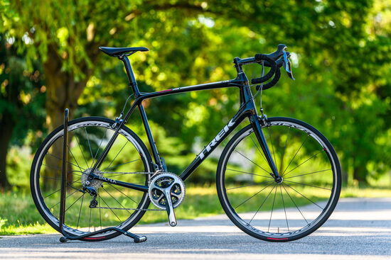 Trek Emonda SL8 (62) full karbon országúti kerékpár 