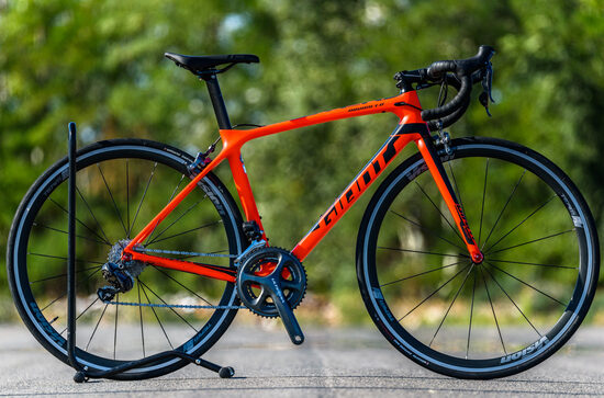 Giant TCR Advanced 2 Di2 (S) full karbon országúti kerékpár 