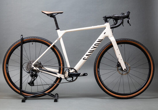 Canyon Grizl 6 2025 (L) alu-karbon gravel kerékpár 
