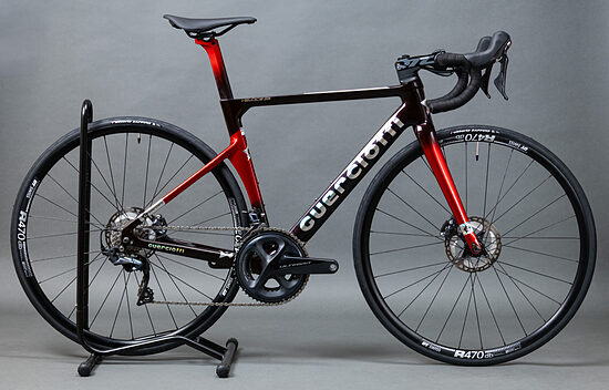 Guerciotti Veloce S (S) full karbon országúti kerékpár